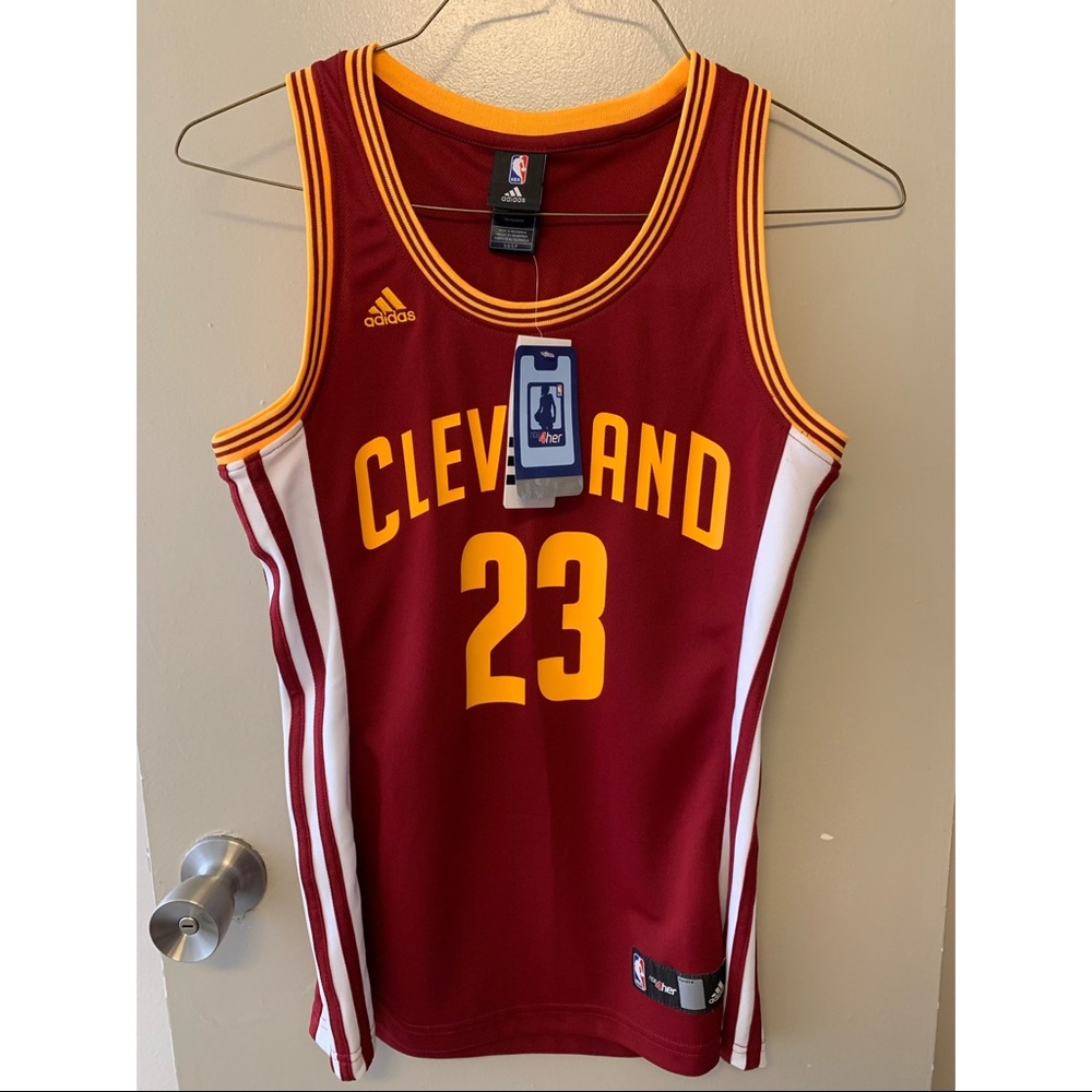 Women’s Cleveland Lebron James Jersey 23